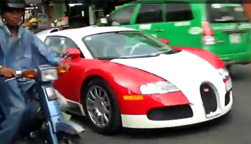 
Siêu xe Bugatti len lỏi trên phố Việt Nam
