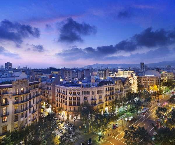 Kiến trúc tuyệt đẹp của khách sạn ở Barcelona