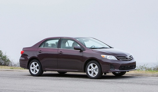 Hình ảnh Toyota ra mắt Corolla 2013 bản đặc biệt, giá 20.550 USD số 1