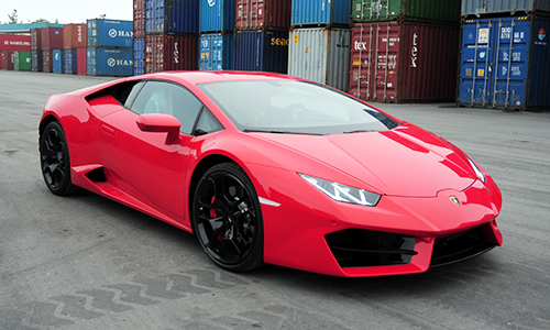 sieu-xe-lamborghini-huracan-lp580-2-dau-tien-ve-viet-nam